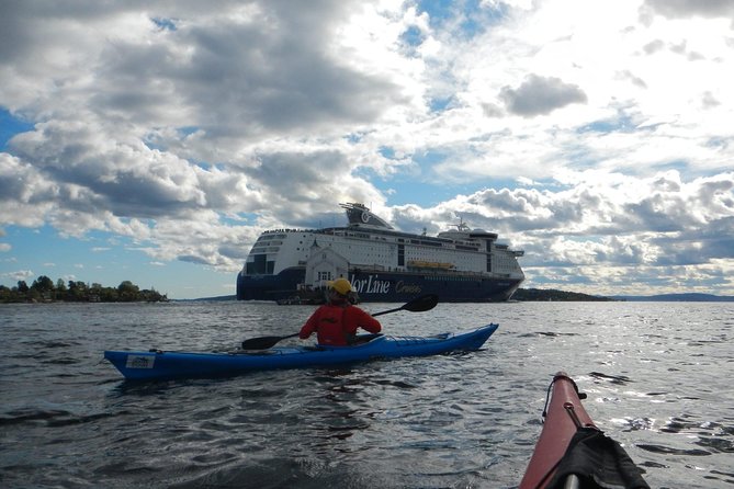 3- Hour Kayak Tour on the Oslofjord - Safety Briefing, Life Vests, and the Swim Requirement