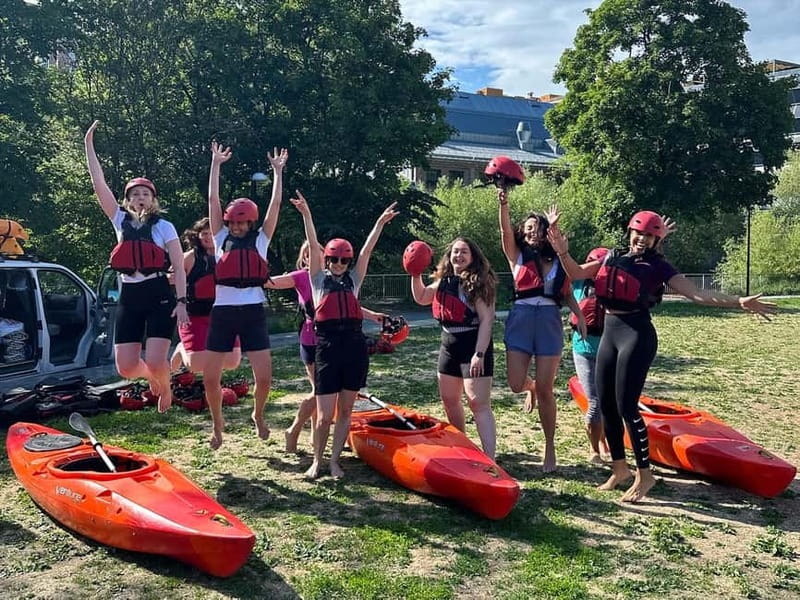 Akerselva River: Urban Paddling Adventure Kayak Tour - Price and time: is $114 worth it for 1.5 hours?