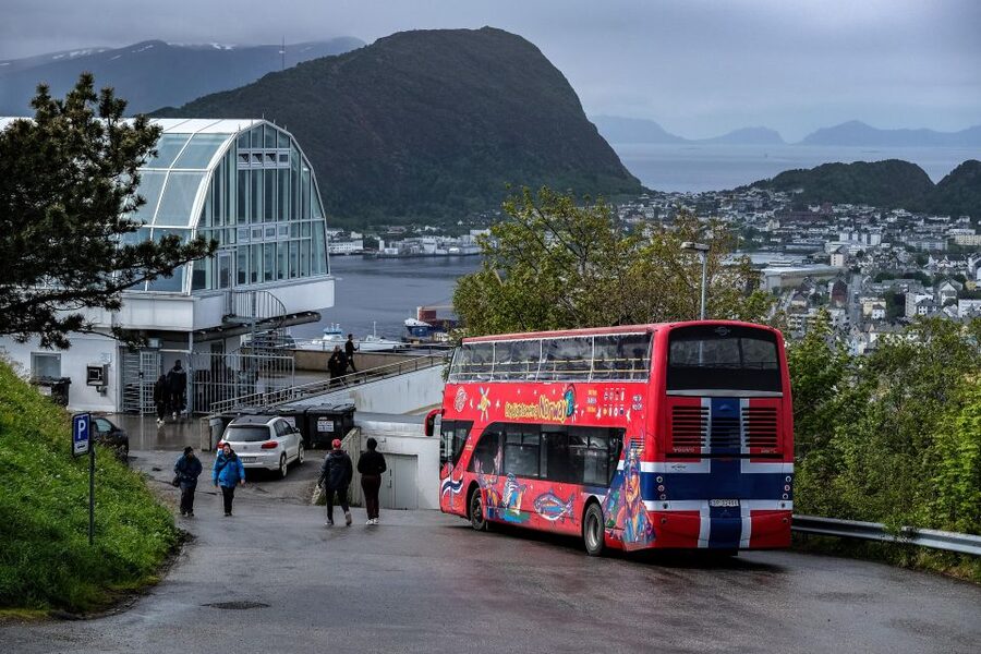 Alesund: City Sightseeing Hop-On Hop-Off Bus Tour - Timing, frequency, and how to plan your hop-on choices