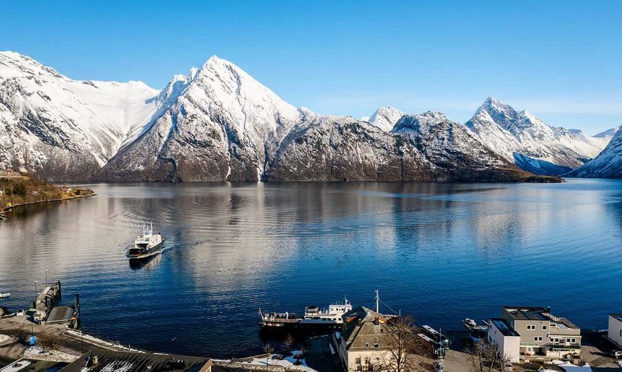Ålesund: Fjord Tour with Lunch on MS Bruvik - MS Bruvik on the Water: A Classic Fjord-Liner Day You Can Actually Enjoy