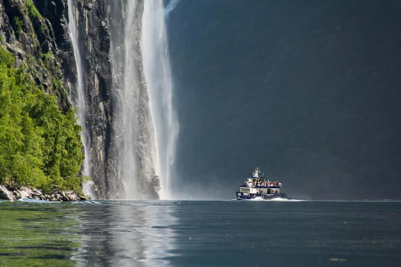 Ålesund: Geirangerfjord Scenic Cruise & Village Visit - The catamaran ride: comfort that helps you stay outside longer