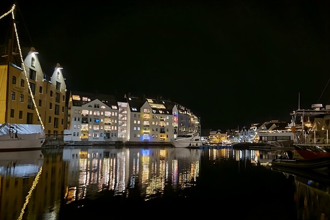 Ålesund Two Hour Walking City Tour - Art Nouveau Ålesund in Two Hours, with Daniel as Your Guide