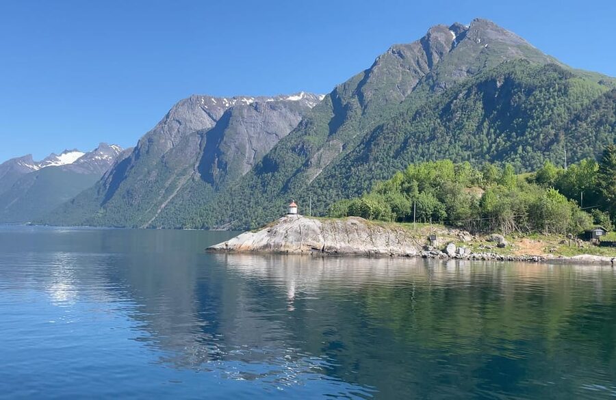 All About the Fjords, in one tour by boat & bus from Ålesund - Ljøen viewpoint: the short stop that can still give you postcard views