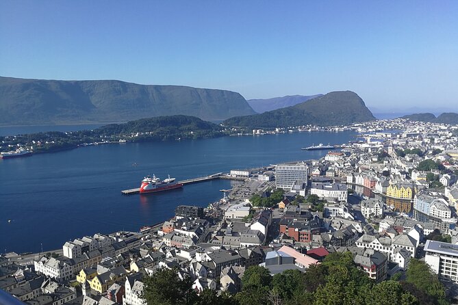 Alnes Lighthouse, Sunnmøre Museum, Aksla and City Sightseeing - Ellingsøy viewpoint by the sea, framed by subsea tunnels
