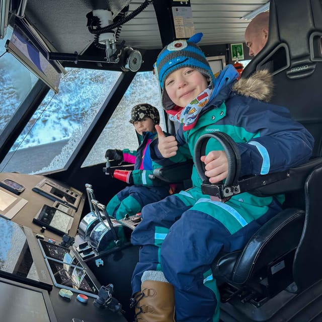 Alta: Altafjord Whale Watching in a Heated Boat - What to bring (and what to skip) for an actually comfortable winter
