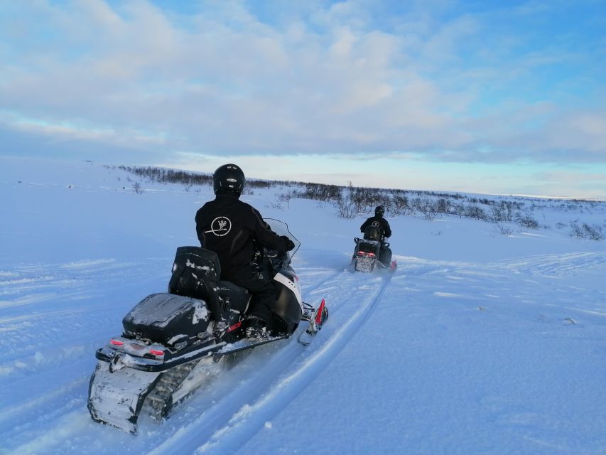 Alta: Guided Snowmobile Safari on Finnmarksvidda With Snacks - Stepping Onto Finnmarksvidda’s Frozen Plateau