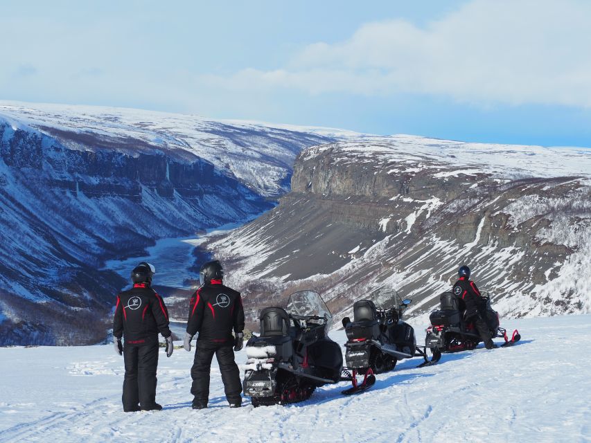 Alta: Guided Snowmobile Safari on Finnmarksvidda With Snacks - Frozen Lakes, Photo Stops, and Real Arctic Motion