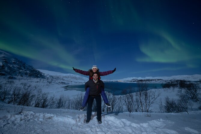 An All-Inclusive Tour - Aurora & Arctic Experience - Tromso aurora hunting that stays human-sized