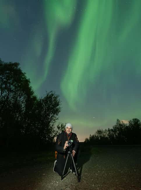 Aurora Optimum: Best 3-Night Forecast - Meeting at the old blue wooden house: your first 10 minutes set the tone