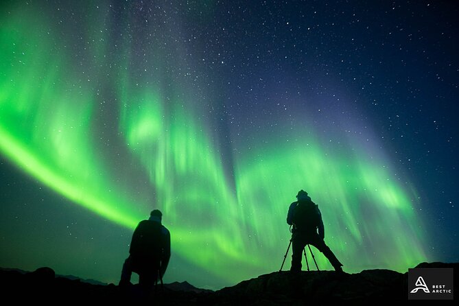 Aurora Safari Minibus, private locations all around the region - Tromsø Aurora Safari, why a minibus chase works