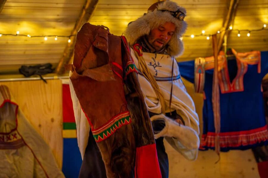 Balsfjord: Reindeer Sledding, Feeding & Sámi Culture - Timing, clothing, and logistics that can make or break the day