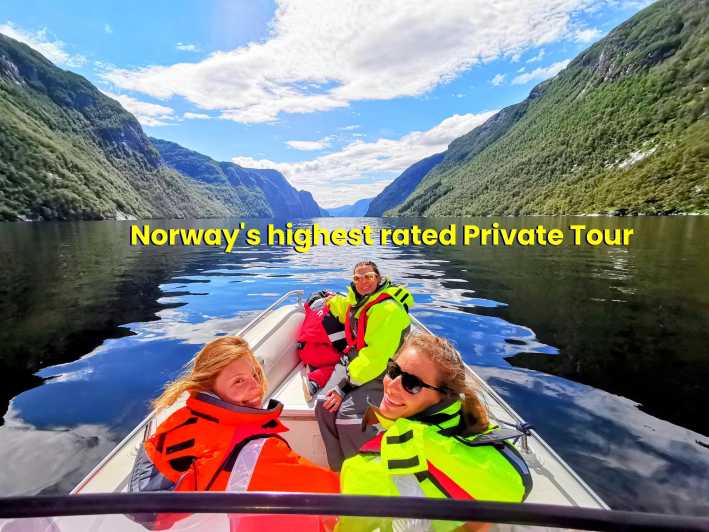 Bergen: Bergen Fjord by Zodiac or Pontoon Boat - The 5-hour fjord experience, hour by hour in real life