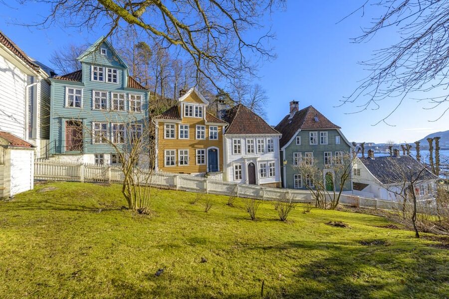 Bergen: Guided Car Tour with Old Bergen Museum & Fantoft … - What to wear and what to bring in Bergen