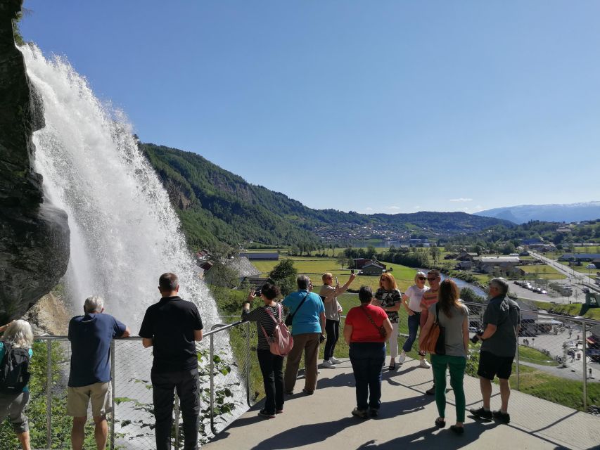 Bergen: Hardangerfjord, Voss Gondola & 3 Great Waterfalls - Skjervsfossen photo stop, the “in-between” waterfall that adds variety