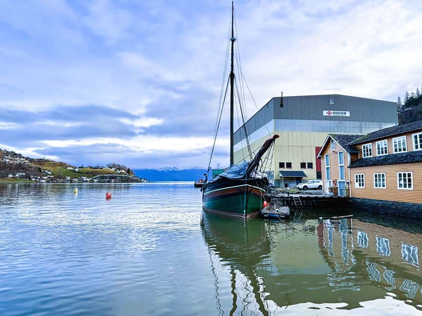 Bergen: Hardangerfjord & Waterfalls Bus Tour with Apple Pie - Price and value: is $157 a fair deal for 6.5 hours?