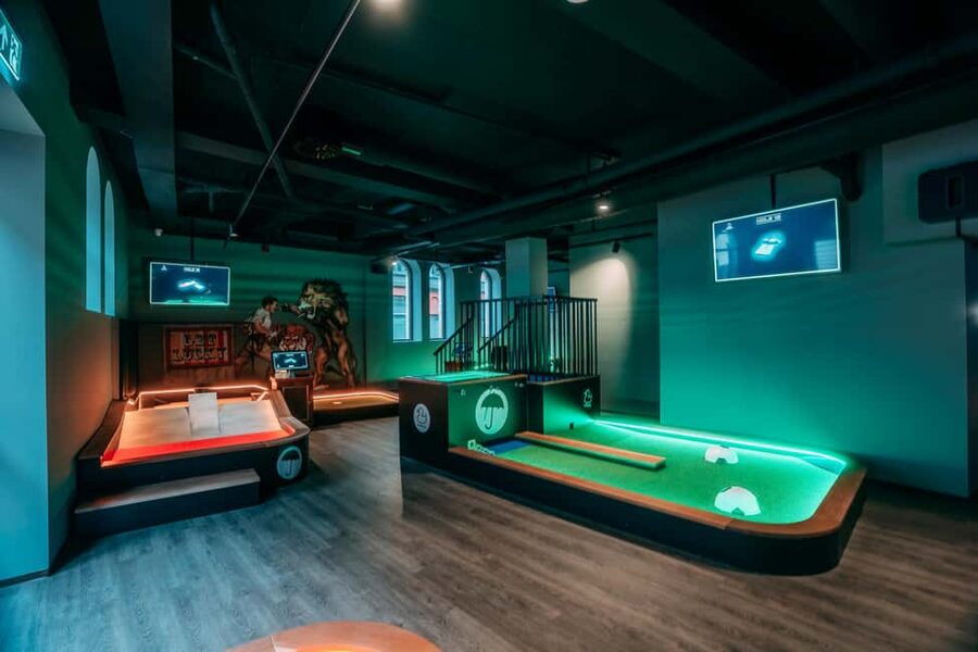 Bergen: High-Tech Minigolf in Top Bergen Activity Bar! - Fjellstuen Synthetic Ice Curling: The Side Quest You Might Actually Want