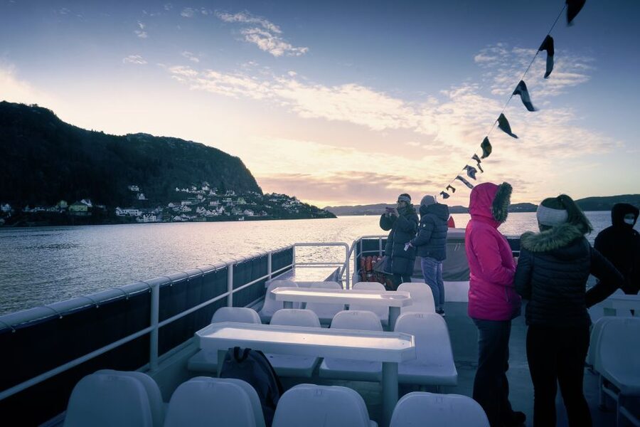 Bergen: Mostraumen Fjord Cruise, Mt Fløyen, City Sightseeing - Why the guide matters more than you think