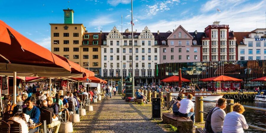 Bergen: Mostraumen Fjord Cruise, Mt Fløyen, City Sightseeing - Price and value: is $261 per person worth it?