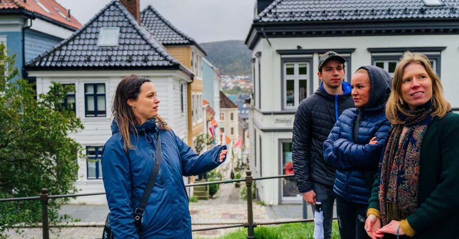 Bergen: Nordnes Neighborhood Hidden Gems Walking Tour - Key highlights you should care about
