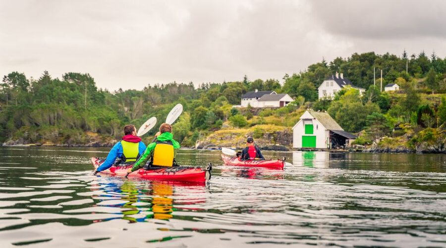 Bergen: Øygarden Islets Guided Kayaking Tour - What happens on the water for your 3.5 hour paddle