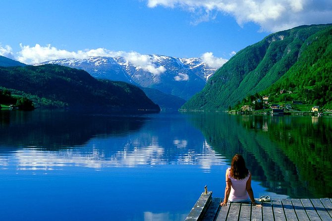 Bergen: Private Full-Day Roundtrip to Hardangerfjord with cruise - Bergen Pickup to Highway 7: The Scenic Drive That Sets the Tone