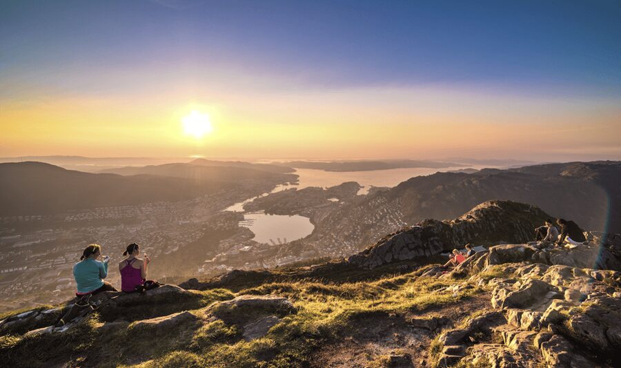 Bergen: Round-Trip Ulriken Cable Car Ticket - Weather Strategy: Going Up After Dark or Waiting for Clear Skies