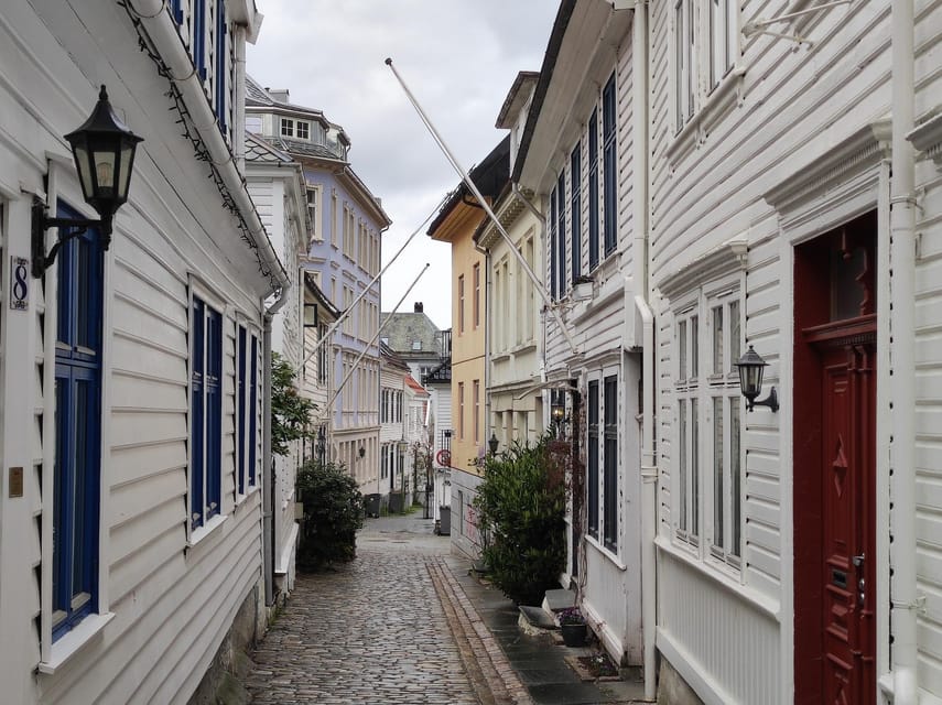 Bergen's Twilight Magic: An Evening Adventure - Who this tour is best for