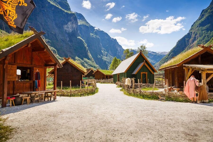 Bergen to Oslo: Private Nærøyfjord Cruise and Flåm Railway - Price of $1,259: What You’re Paying For, and Where the Value Comes In