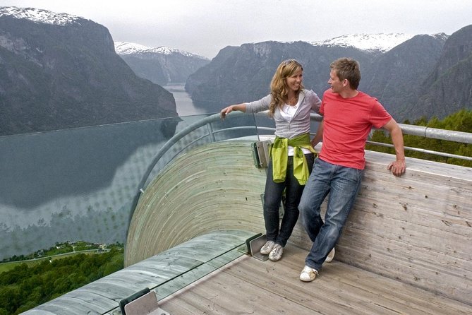 Bergen to Sognefjord Private Roudtrip with Cruise and Flasmbana - Flåm Free Time: Lunch on Your Own and What to Do With an Hour