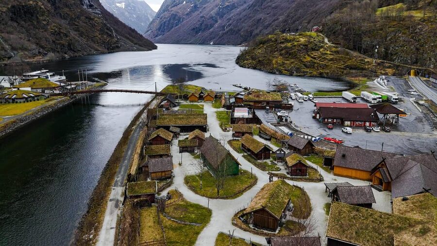 Bergen: Viking Village, Nærøyfjorden Cruise and Flåm Railway - What the Guide Does for You (Names Matter)