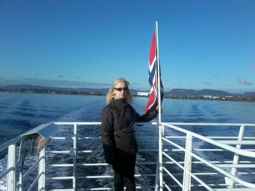 Best of Oslo: Walking Tour with a local guide - City Hall to the Royal Palace: Oslo’s Big Public Spots