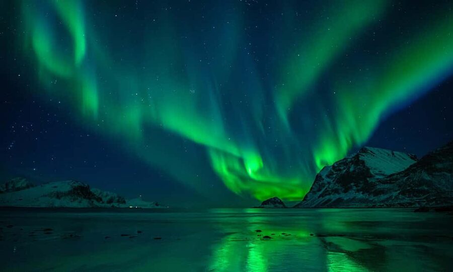 Bodø: Hunting The Northern Lights - Northern Lights in Bodø, with a guide and a warm base plan
