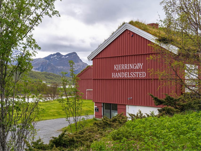 Bodø: Kjerringøy & Silent Coastal Cruise - Cruising the rugged coast and Landegode Fyr photo stop