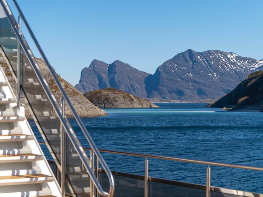 Bodø: Kjerringøy & Silent Coastal Cruise - Hovdsundet and the narrow beaches: the view you get without extra effort