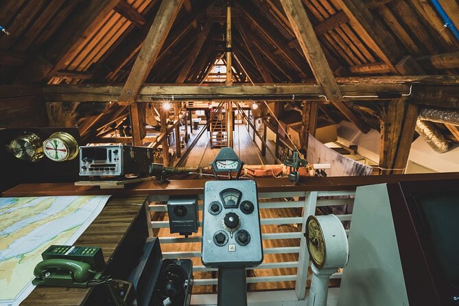 Cod Tasting experience, Norwegian history and Food culture - The tasting and storytelling on the 1st floor: cod roe to cod liver oil
