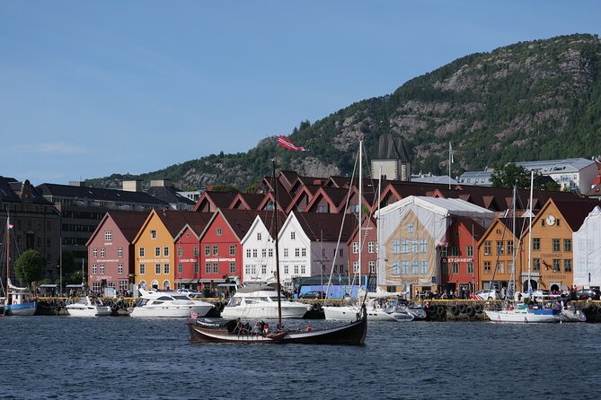 Discover Bergen on Foot and Boat - Kong Oscars Gate, Festplassen, and Torgallmenningen: Bergen today
