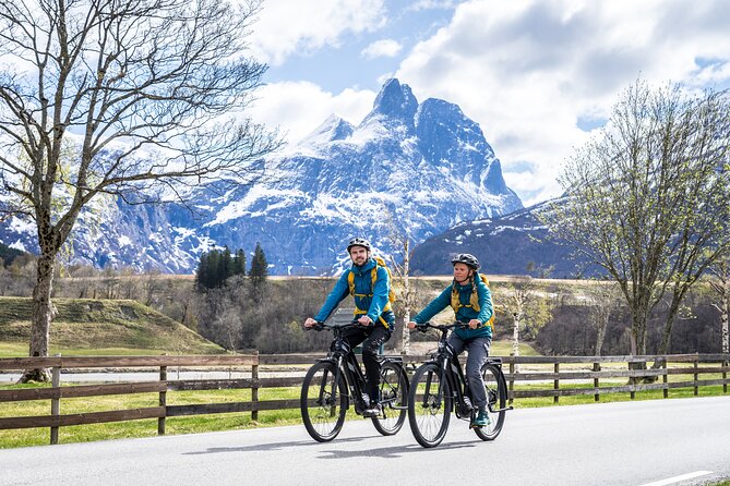 E-bike and hike in Åndalsnes - Stage 1: The 15 km e-bike ride along Isfjorden and up Venjesdalen
