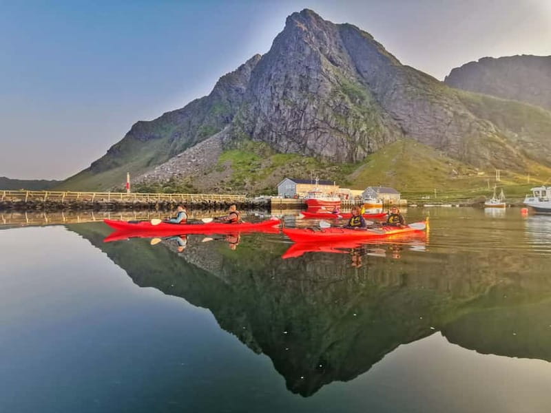 Eggum Lofoten: Kayaking Tour in Lofoten with Snacks - Snacks, Hot Drinks, and the Small Island Reset