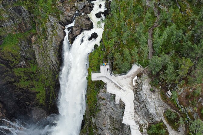 Eidfjord Guided tour Vøringfossen Waterfall & National Park - Fossli Hotel: A Short Stop With Real Character (Coffee and Pie Included)