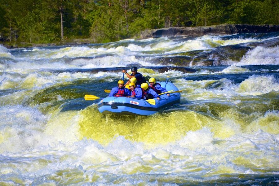 Evje: White Water Rafting Trip on Norway's Warmest Rivers - Gear: what’s included, what you bring, and what to wear