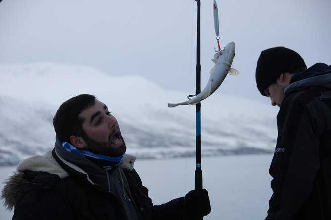Fishing Trip with Luxury Catamaran in Tromso - What to Wear and Bring for a 3-Hour Cold-Water Fishing Window