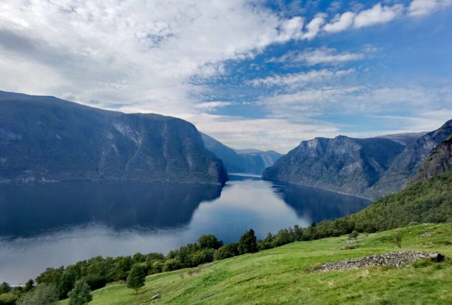 Flåm Flexible Tour with Stegastein, cruise and train include - Pricing for Two, and What You’re Really Paying For