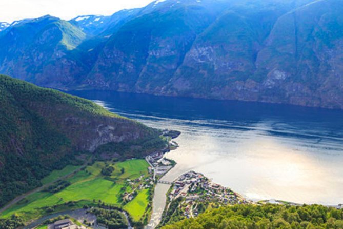 Flam: The Spectacular Stegastein Viewpoint Tour (Small Group) - Quick hits