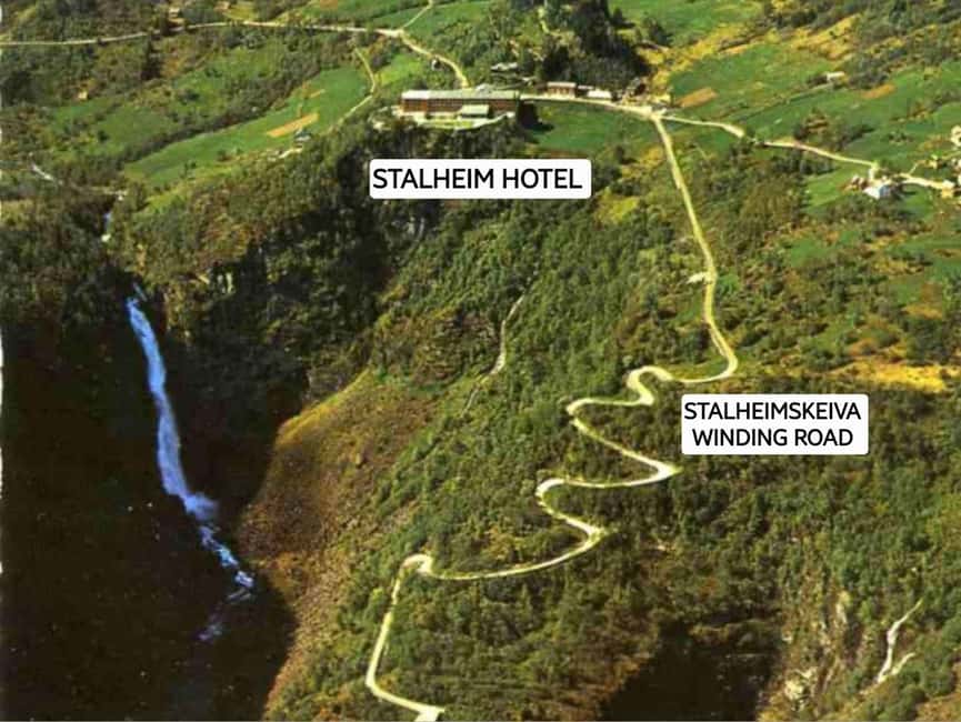 Flåm: Tvinde Waterfalls, Stalheimskleiva Hike & Gudvangen - Sivlefossen and Stalheimsfossen: Twin Waterfalls on Opposite Sides