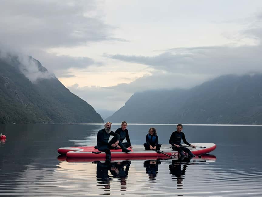 Frafjord Paddling & Månafossen Waterfall Hike Stavanger - The Stavanger pickup, then the one-hour run toward Månafossen