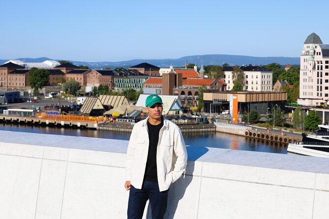 Free Oslo Photo Tour: Iconic & Instagrammable Spots - Stop 4: Akrobaten pedestrian bridge, the quick finisher shot