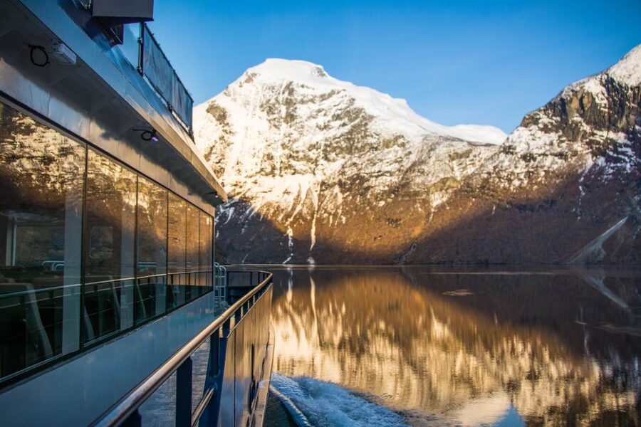 From Ålesund: Winter Fjord Cruise to Geirangerfjord - Why a Winter Fjord Cruise to Geirangerfjord Feels Special