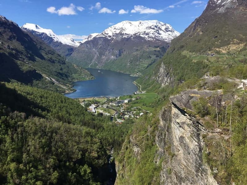 From Hellesylt: Geiranger Highlights Tour with Photo Stops - Make it smoother: weather, camera habits, and timing reality