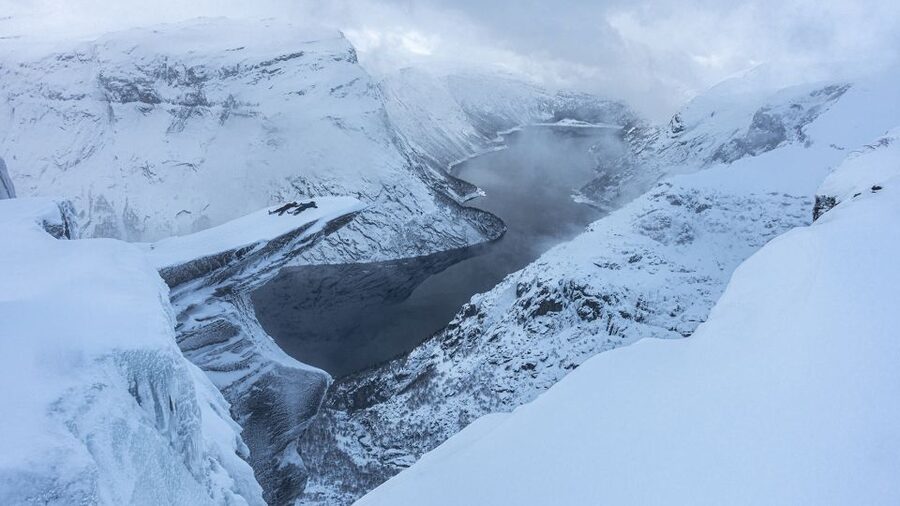 From Skjeggedal: Trolltunga Sunset Winter Overnight tour - Overnight in the Arctic Dome: what you are really buying