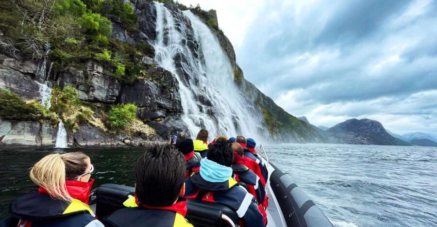 From Stavanger: Lysefjorden & Pulpit Rock RIB Boat Tour - The boat experience: what makes a RIB feel different